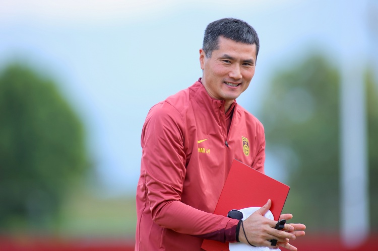 邵佳一主场首秀0-0闷平泰国 国足进攻效率零蛋