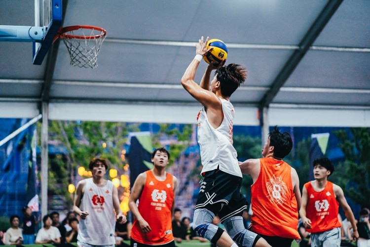 CBA扣篮王杨浩空降利辛 国资委21:13夺FIBA Open 3x3安徽首站冠军