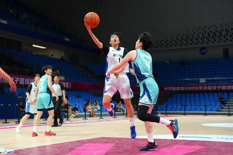 厦门银行83-58终结福建金篮 廖丽华郑馨茹双20+合砍58分